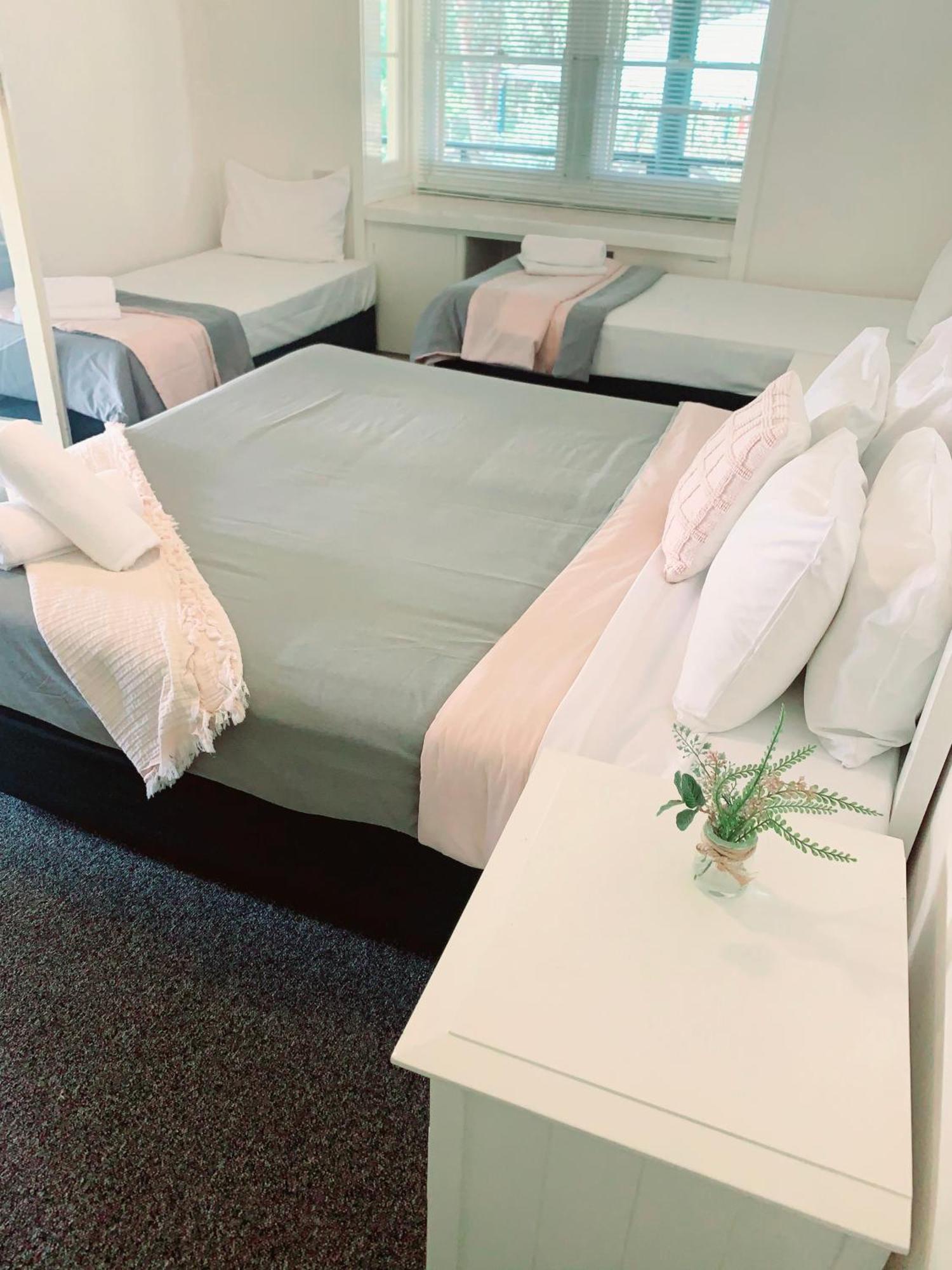 Hotel The Retreat Port Stephens Anna Bay Esterno foto