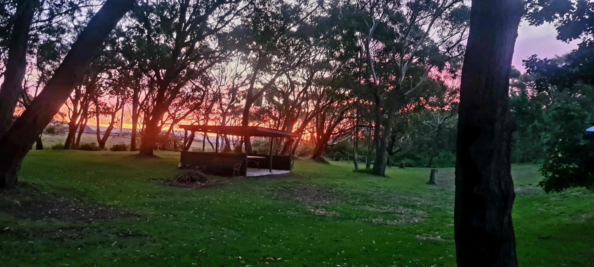 Hotel The Retreat Port Stephens Anna Bay Esterno foto
